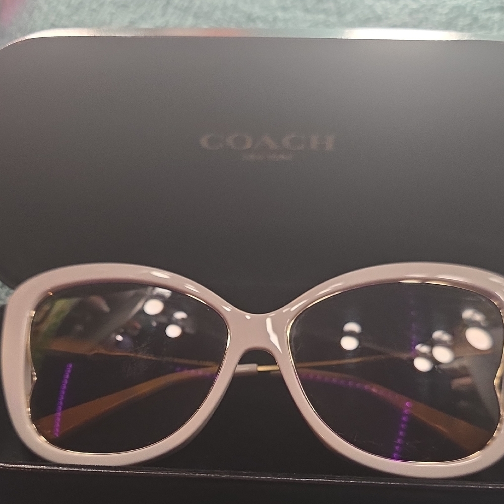Coach Women's Butterfly Sunglasses - Gold ,cream - Picture 8 of 12